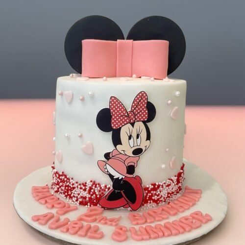 Minnie Mouse Cake 2