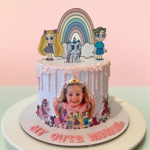 Diana and Roma Theme Cake