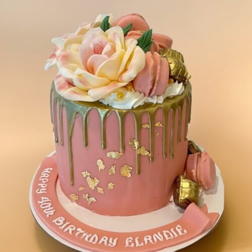 elegant pink flower cake