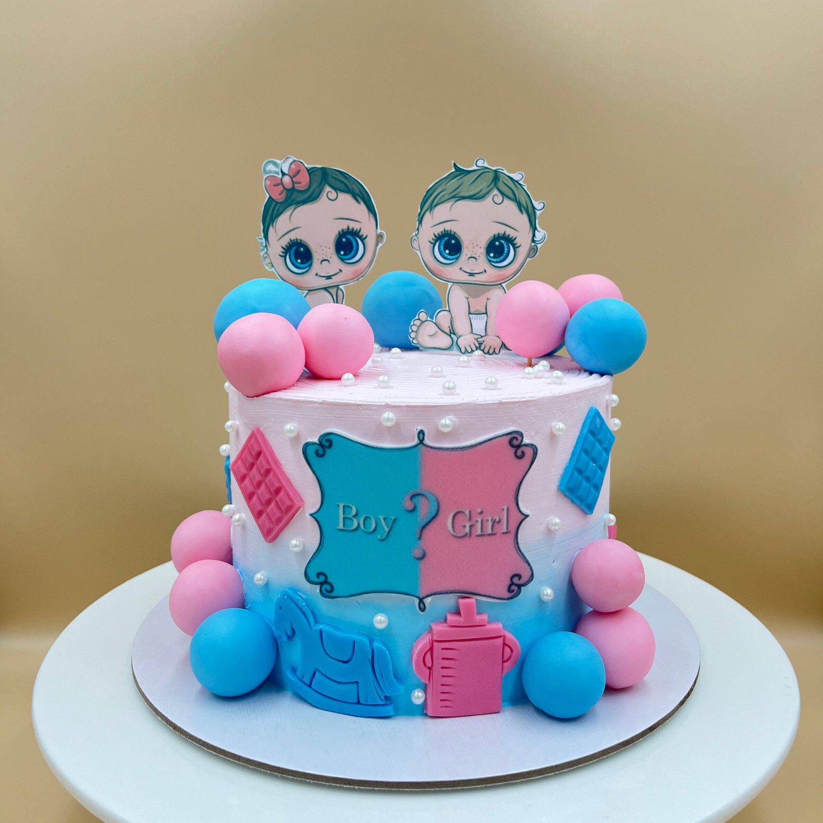 Gender Reveal Cake Theme