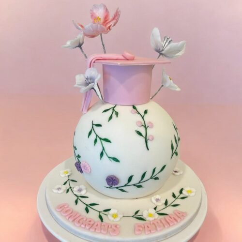 Graduation Flower Round Cake
