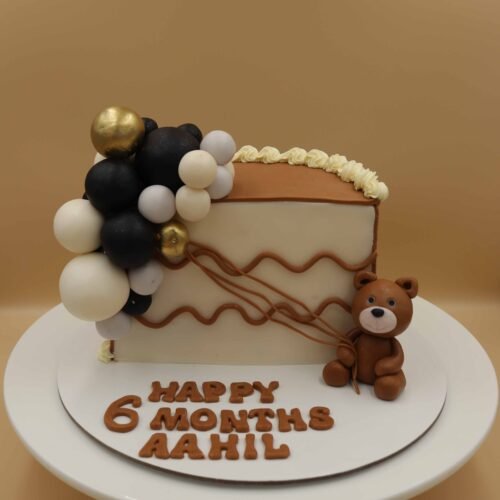 Balloon Bear Half Cake Design