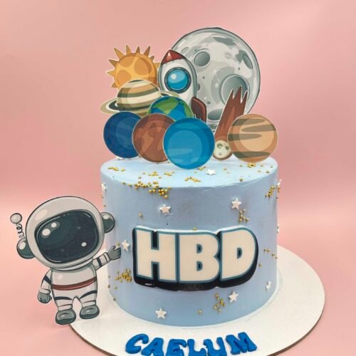 Astronaut Design Cake