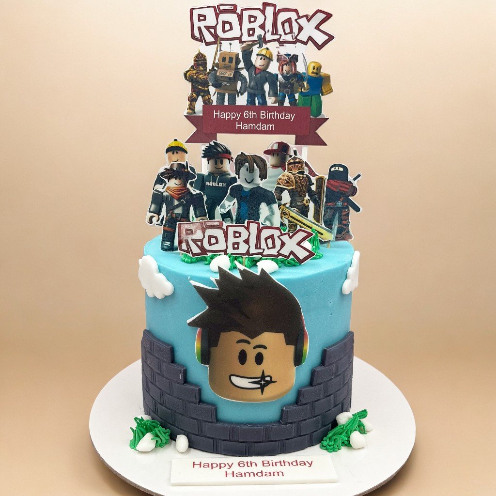 Roblox Theme Cake 4