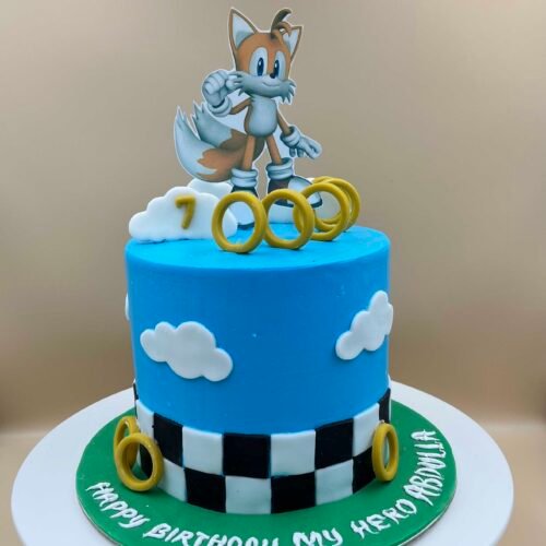 Tails Sonic Theme Cake