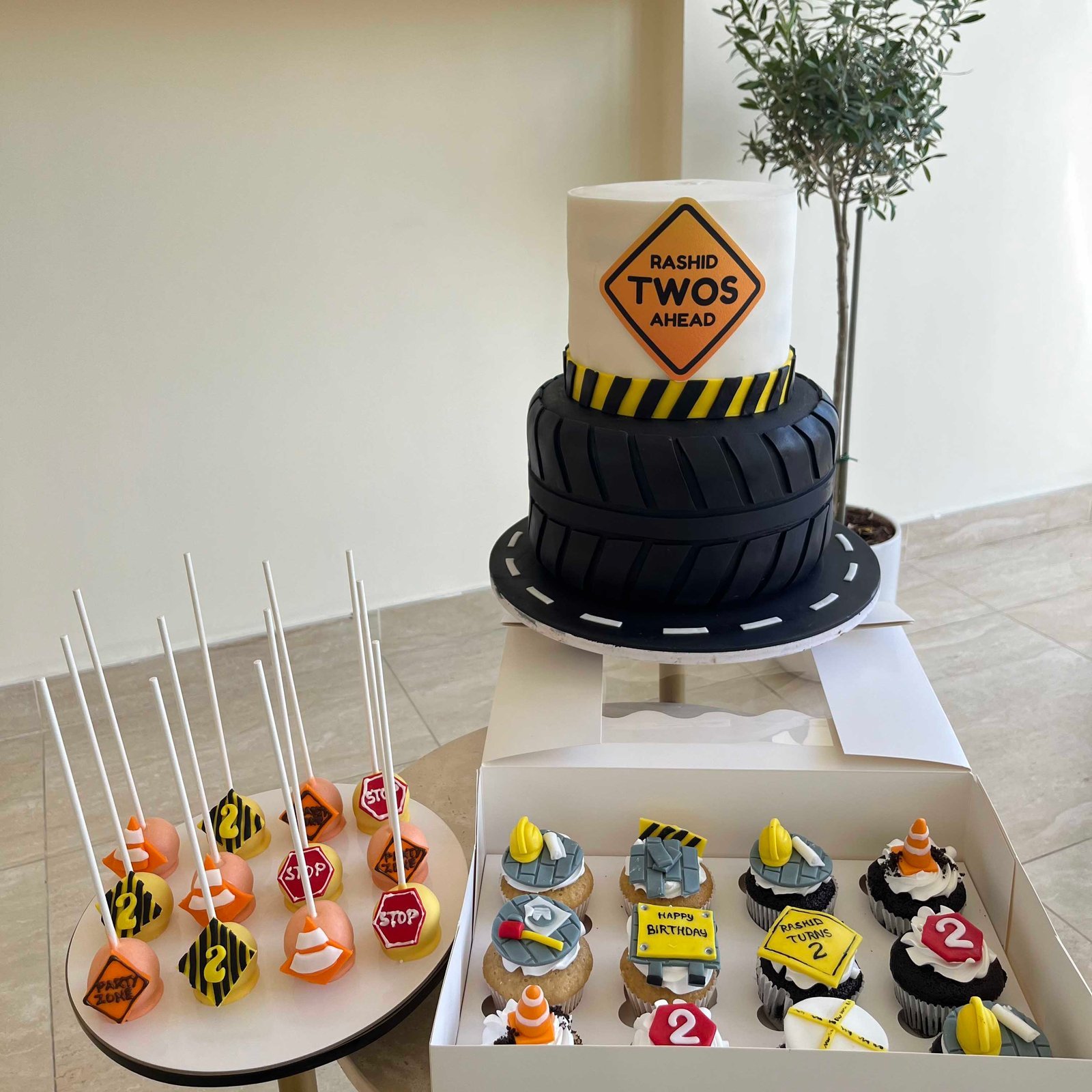 2 Layer Road Traffic Cake Bundle