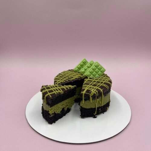 Pistachio Kunafa Cake