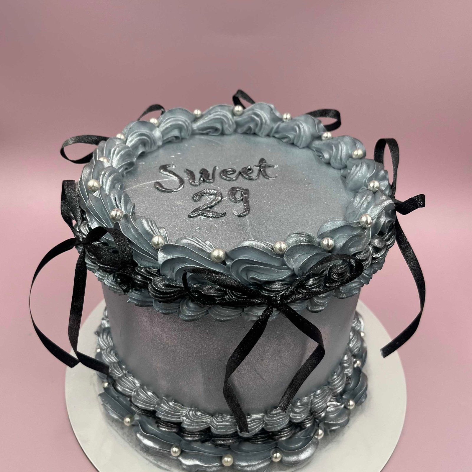 Silver Round Cake
