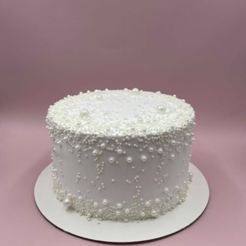 White Pearls Cake