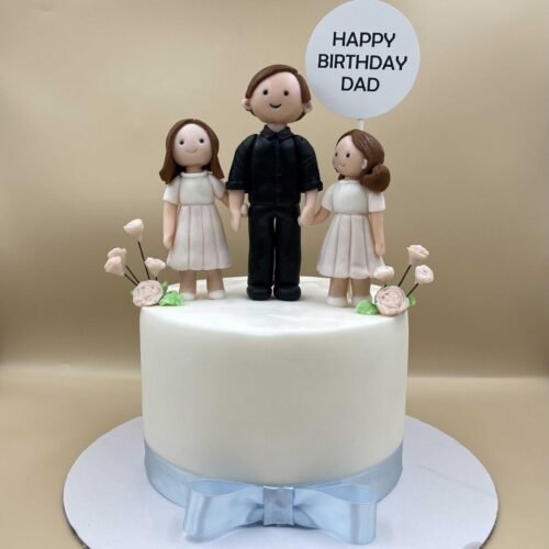 Family Figures Cake