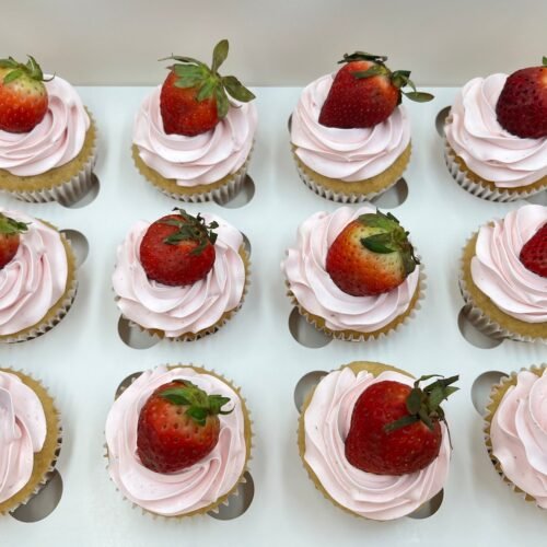 12 pcs Strawberry Cupcakes