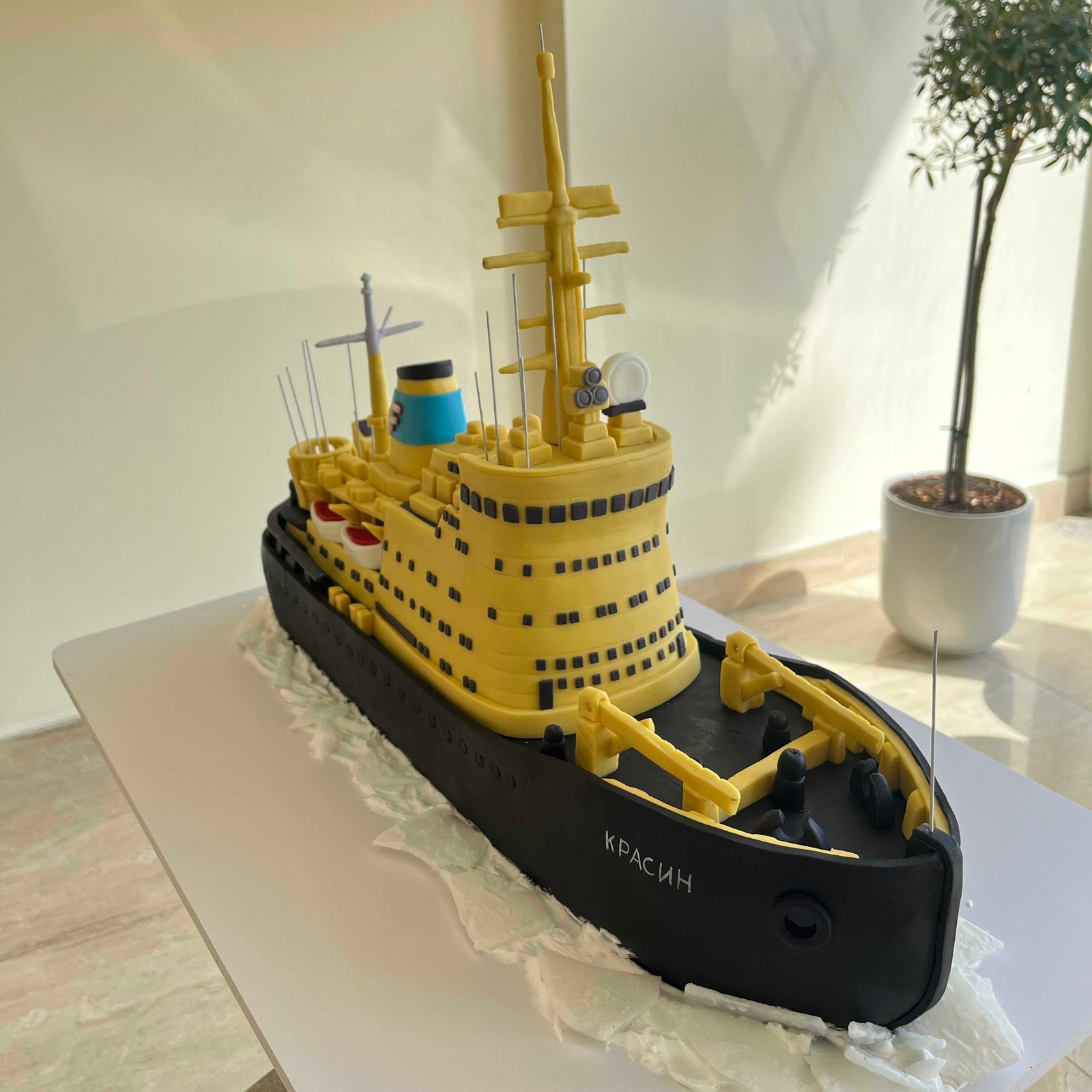 3D Marine Ship Cake (Message on Whatsapp for price)