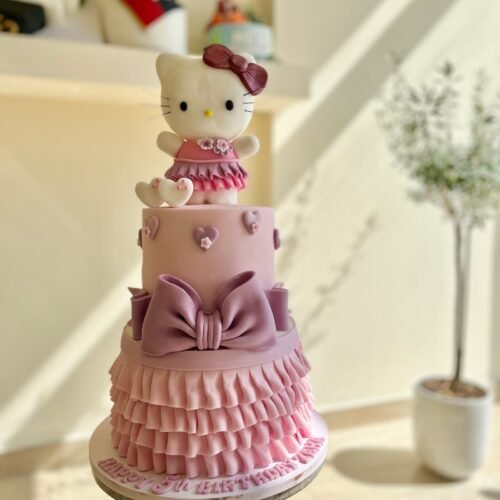 Hello Kitty 2 Layer Cake