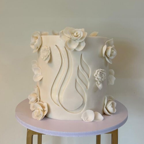 White Elegant 4 Cake